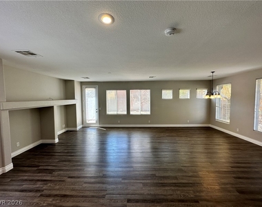 3589 Pinnate Drive - Photo Thumbnail 6