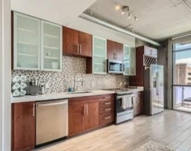 353 E Bonneville Avenue - Photo Thumbnail 3