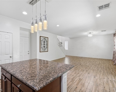 6765 Bristle Falls Street - Photo Thumbnail 11