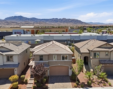 6765 Bristle Falls Street - Photo Thumbnail 42