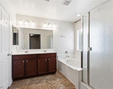 6765 Bristle Falls Street - Photo Thumbnail 10