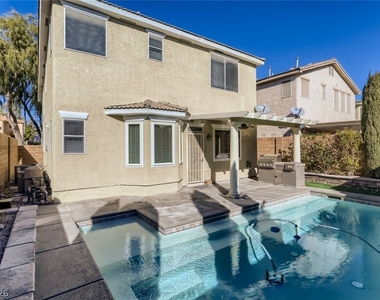 10744 Tuscan Court - Photo Thumbnail 3