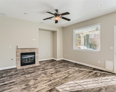 10744 Tuscan Court - Photo Thumbnail 5