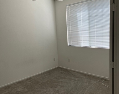 9901 Trailwood Drive - Photo Thumbnail 7