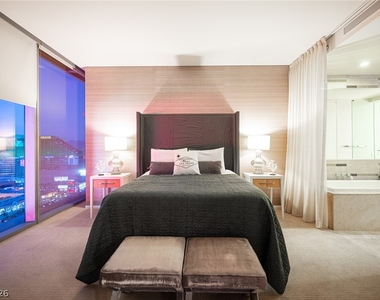 3722 Las Vegas Boulevard - Photo Thumbnail 22