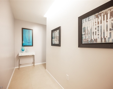 3722 Las Vegas Boulevard - Photo Thumbnail 2
