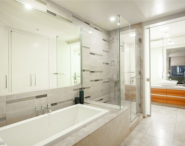 3722 Las Vegas Boulevard - Photo Thumbnail 25