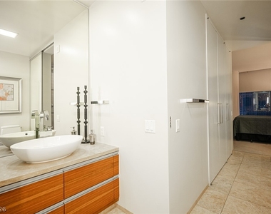 3722 Las Vegas Boulevard - Photo Thumbnail 32