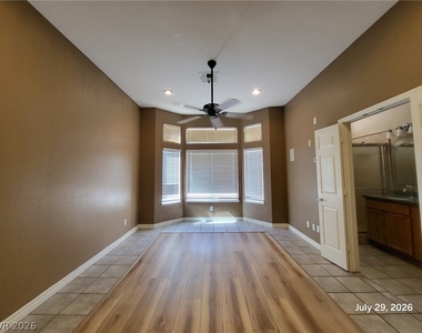 9436 Summer Rain Drive - Photo Thumbnail 11