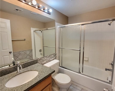 9436 Summer Rain Drive - Photo Thumbnail 8