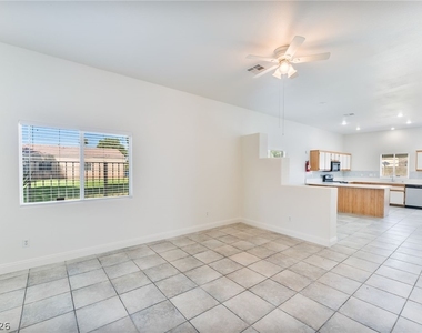 1652 Wendell Williams Avenue - Photo Thumbnail 8