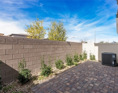 6829 Prairie Pearl Street - Photo Thumbnail 60