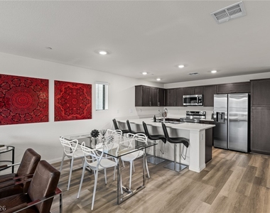 6829 Prairie Pearl Street - Photo Thumbnail 27