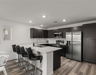 6829 Prairie Pearl Street - Photo Thumbnail 29
