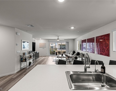 6829 Prairie Pearl Street - Photo Thumbnail 33