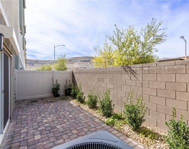 6829 Prairie Pearl Street - Photo Thumbnail 63