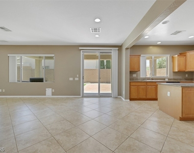 2501 Bechamel Place - Photo Thumbnail 6