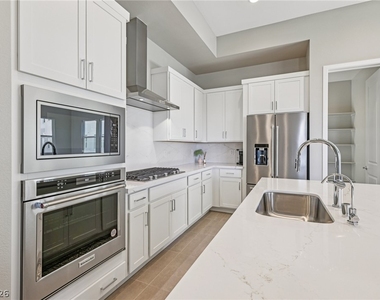 3338 Esker Ridge Avenue - Photo Thumbnail 24