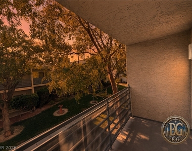 6250 W Flamingo Road - Photo Thumbnail 14