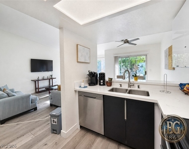 6250 W Flamingo Road - Photo Thumbnail 6