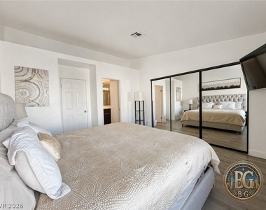 6250 W Flamingo Road - Photo Thumbnail 13