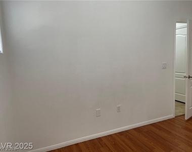 8985 S Durango Drive - Photo Thumbnail 27