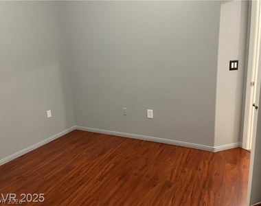 8985 S Durango Drive - Photo Thumbnail 20