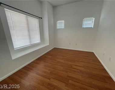 8985 S Durango Drive - Photo Thumbnail 31