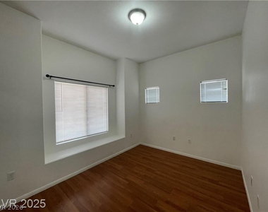 8985 S Durango Drive - Photo Thumbnail 24