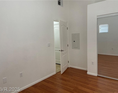 8985 S Durango Drive - Photo Thumbnail 28