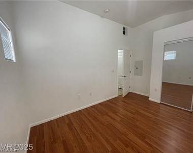 8985 S Durango Drive - Photo Thumbnail 29