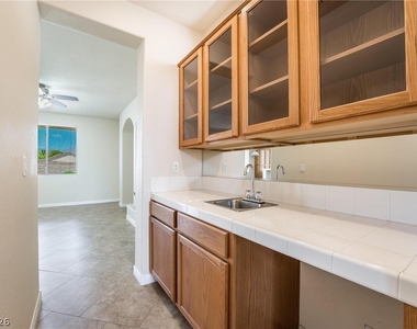 4828 Whisper Lake Avenue - Photo Thumbnail 7