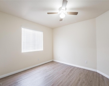 4828 Whisper Lake Avenue - Photo Thumbnail 25