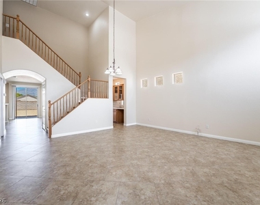 4828 Whisper Lake Avenue - Photo Thumbnail 8