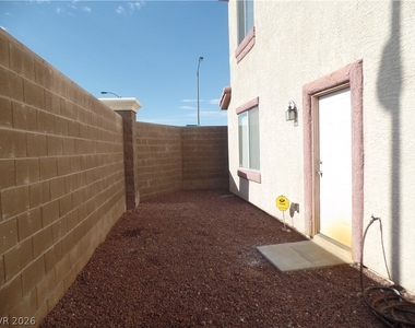 3776 Lodina Court - Photo Thumbnail 17