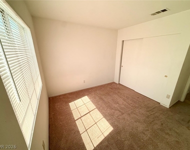 1708 Crystal Chimes Drive - Photo Thumbnail 12
