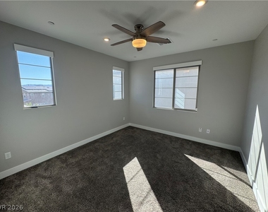 2662 Catania Street - Photo Thumbnail 35