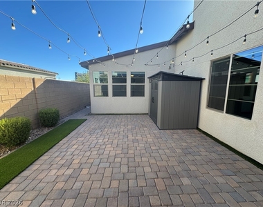 2662 Catania Street - Photo Thumbnail 8
