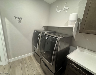 2662 Catania Street - Photo Thumbnail 25