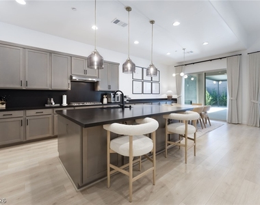 10149 Zeta Tucana Street - Photo Thumbnail 7
