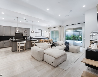 10149 Zeta Tucana Street - Photo Thumbnail 2