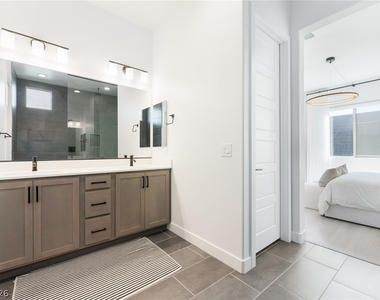 10149 Zeta Tucana Street - Photo Thumbnail 20
