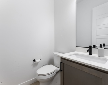 10149 Zeta Tucana Street - Photo Thumbnail 14