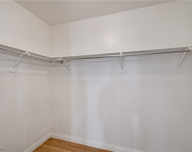8918 Houston Ridge Avenue - Photo Thumbnail 15
