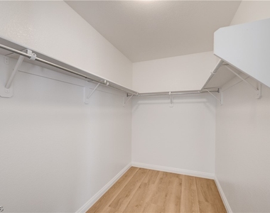 8918 Houston Ridge Avenue - Photo Thumbnail 20