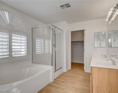 8918 Houston Ridge Avenue - Photo Thumbnail 16