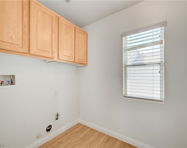 8918 Houston Ridge Avenue - Photo Thumbnail 32