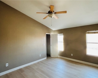 9539 Palini Court - Photo Thumbnail 11
