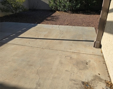 8641 Toscana Lane - Photo Thumbnail 9