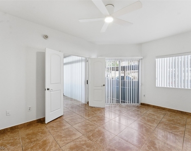 7400 W Flamingo Road - Photo Thumbnail 13